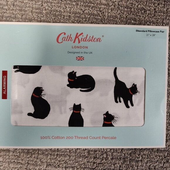NWT! Cath Kidston Halloween Black Cats - 2 Standard Pillowcases - 100% Cotton - Picture 1 of 2